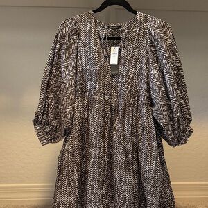Banana Republic Monochrome Long Sleeve Dress